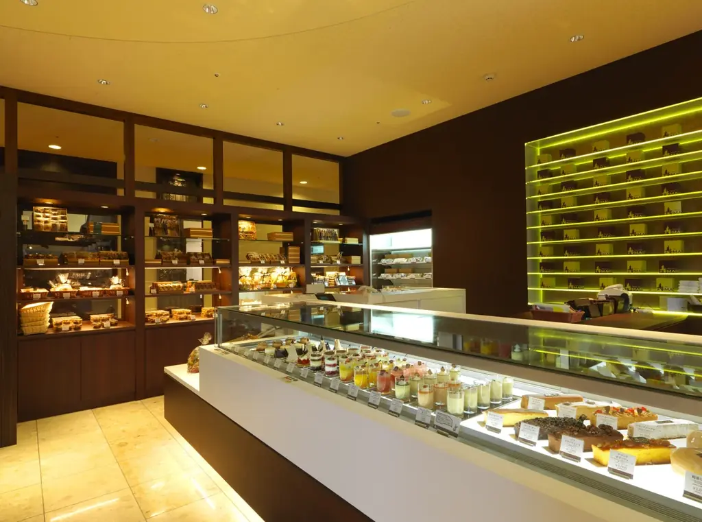 【雪の妖精がケーキで登場】シマエナガモチーフのスイーツを「定山渓 鶴雅リゾートスパ 森の謌」で販売中 画像 2