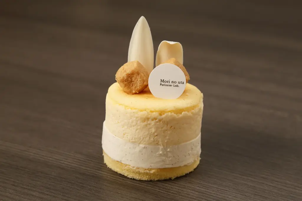 【雪の妖精がケーキで登場】シマエナガモチーフのスイーツを「定山渓 鶴雅リゾートスパ 森の謌」で販売中 画像 4