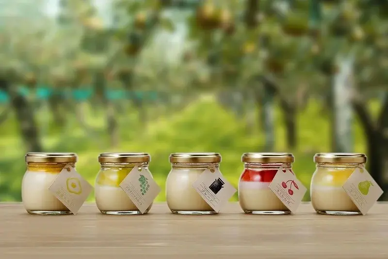 【山形プリン】混ぜれば“桜餅”の味わい？山形の春を五感で楽しむ三層仕立ての和スイーツ「ひなぷりん」が2026年2月28日（土）より期間限定で再登場！ 画像 4