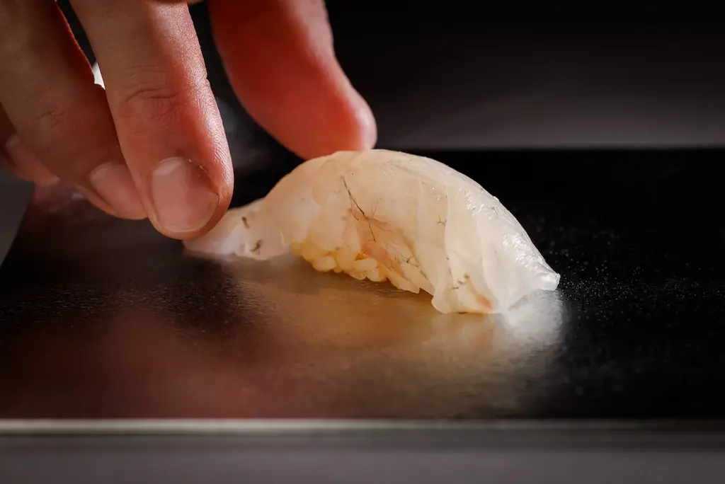 【好評につき3月も延長】六本木で“1貫200円”の赤酢寿司コース体験！15000人超が来店した「本格江戸前寿司15貫¥3,000コース」を限定開催┃鮨カゲロウプロジェクト 画像 4