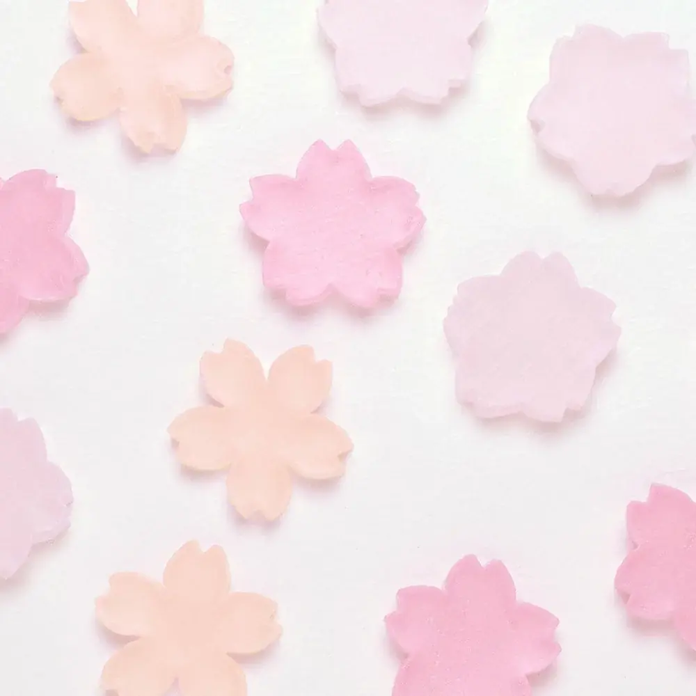 京都の老舗・金平糖専門店「緑寿庵清水」と「鶴屋吉信」桜の季節の新作コラボレーションを、2026年2月28日(土)より限定発売いたします。 画像 10