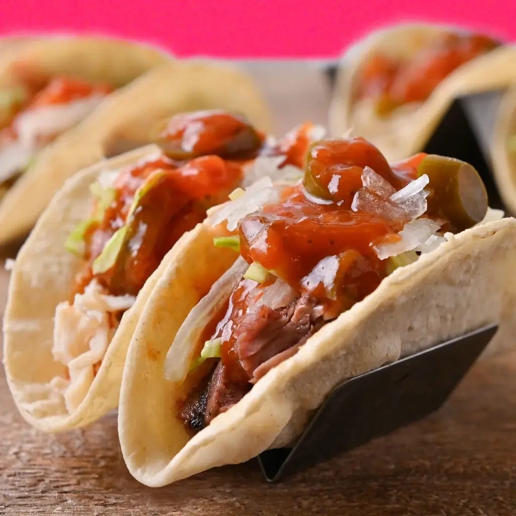 TikTokで話題沸騰！「肉ときどきレモンサワー。」がメキシカンに染まる！タコスもステーキも”ぜ～んぶ食べ放題”の『メキシカン食べ放題フェア』3/1(日)より開催 画像 2