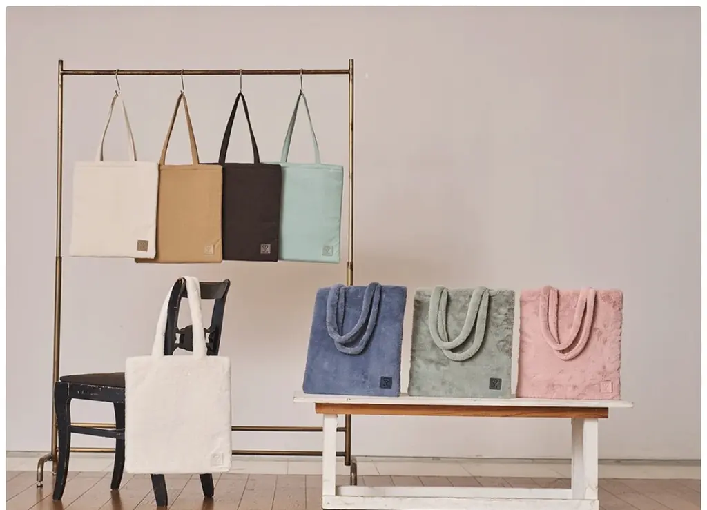 【Makuake 公開8分で達成】「100%作れません」と断られ続けた設計図が、10年の執念で「太らない」未来の四次元トートになった【2日でファッションカテゴリー3位に】 画像 6