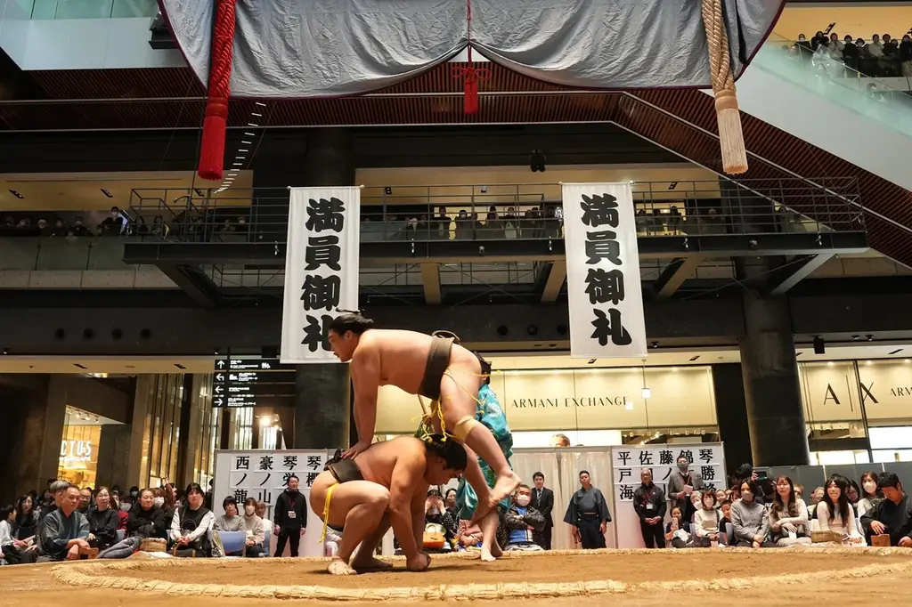 過去最高の当選倍率約64倍！年々人気が高まる都市型相撲イベント「春がキタ！うめきた場所 in グランフロント大阪2026」を開催！　　約4,000名が集い、相撲の迫力を間近で体感！ 画像 4