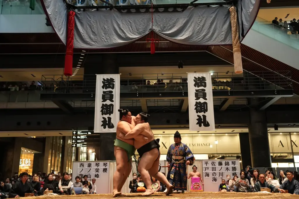 過去最高の当選倍率約64倍！年々人気が高まる都市型相撲イベント「春がキタ！うめきた場所 in グランフロント大阪2026」を開催！　　約4,000名が集い、相撲の迫力を間近で体感！ 画像 6