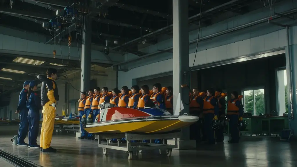 新米教官”マチダ”が見せた手本は、まさかの・・・？ ボートレース2026年CMシリーズ『ゼロからプロへ マチダ教官物語』 第3話「マチダ教官の見本」篇 画像 2