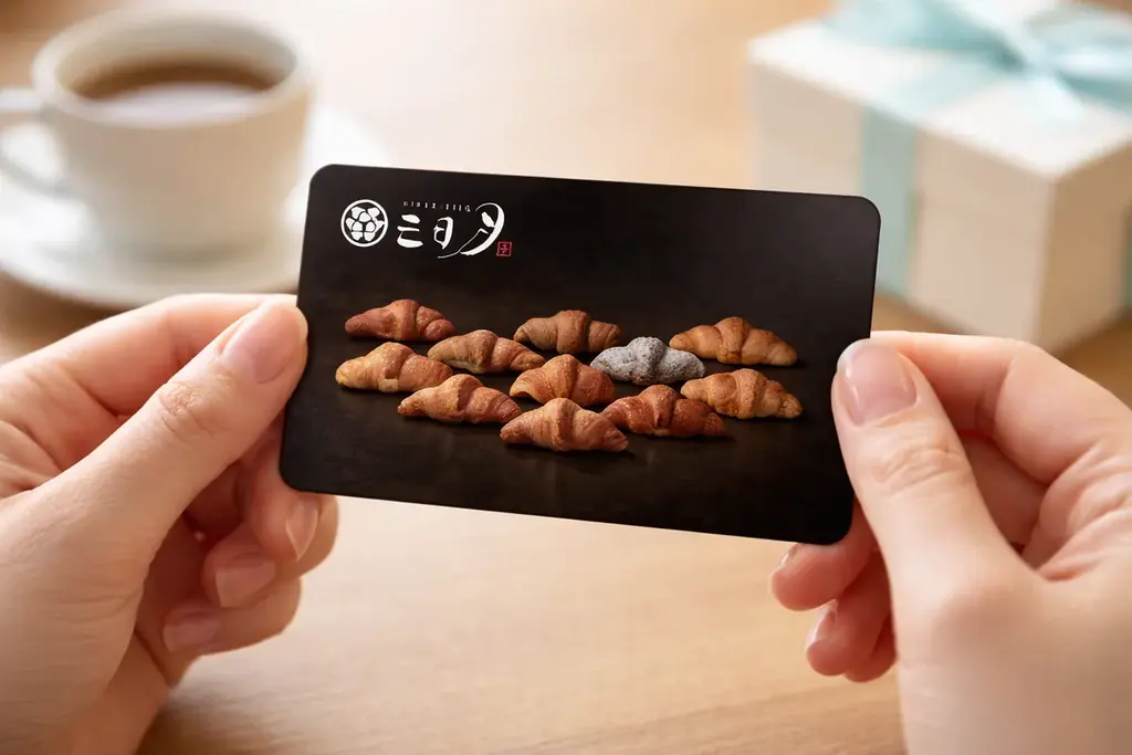 感謝や門出の想いを、手軽に贈れる新しいカタチへ。店舗で好評の「eギフトカード」を2026年3月2日より三日月屋オンラインショップで販売開始！ 画像 2