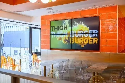 韓国※No.1バーガー&チキンブランド「マムズタッチ」、デリバリーでも高コスパを実現　3/1（日）〜3/15（日）の2週間限定で、Uber Eatsにて対象メニュー5品を30％OFFで提供 画像 4