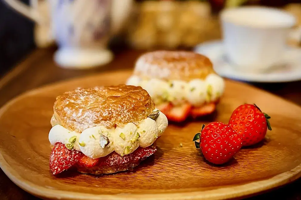 いちごにさくら、ピンク色がかわいい春色スイーツ盛りだくさん！ ジェイアール京都伊勢丹「春のおいしい北海道展」 画像 2