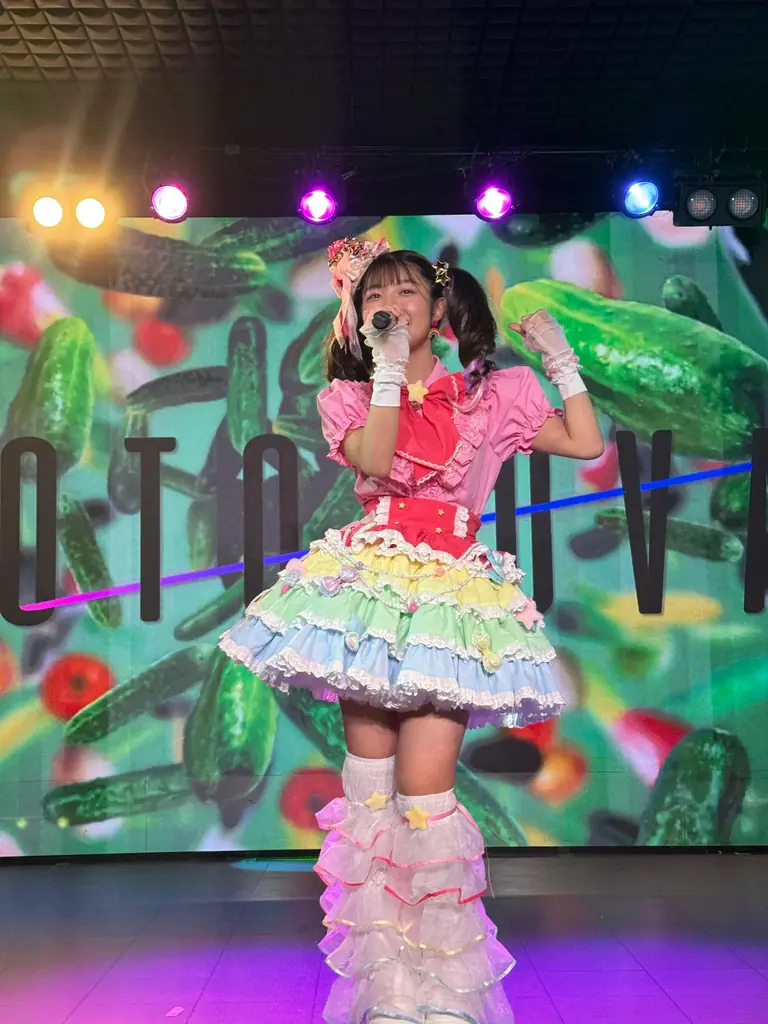 不登校・起立性調節障害を経験した15歳アイドル愛Ris 写真展『卒業 私の制服≒聖服』福岡・東京で開催 画像 8