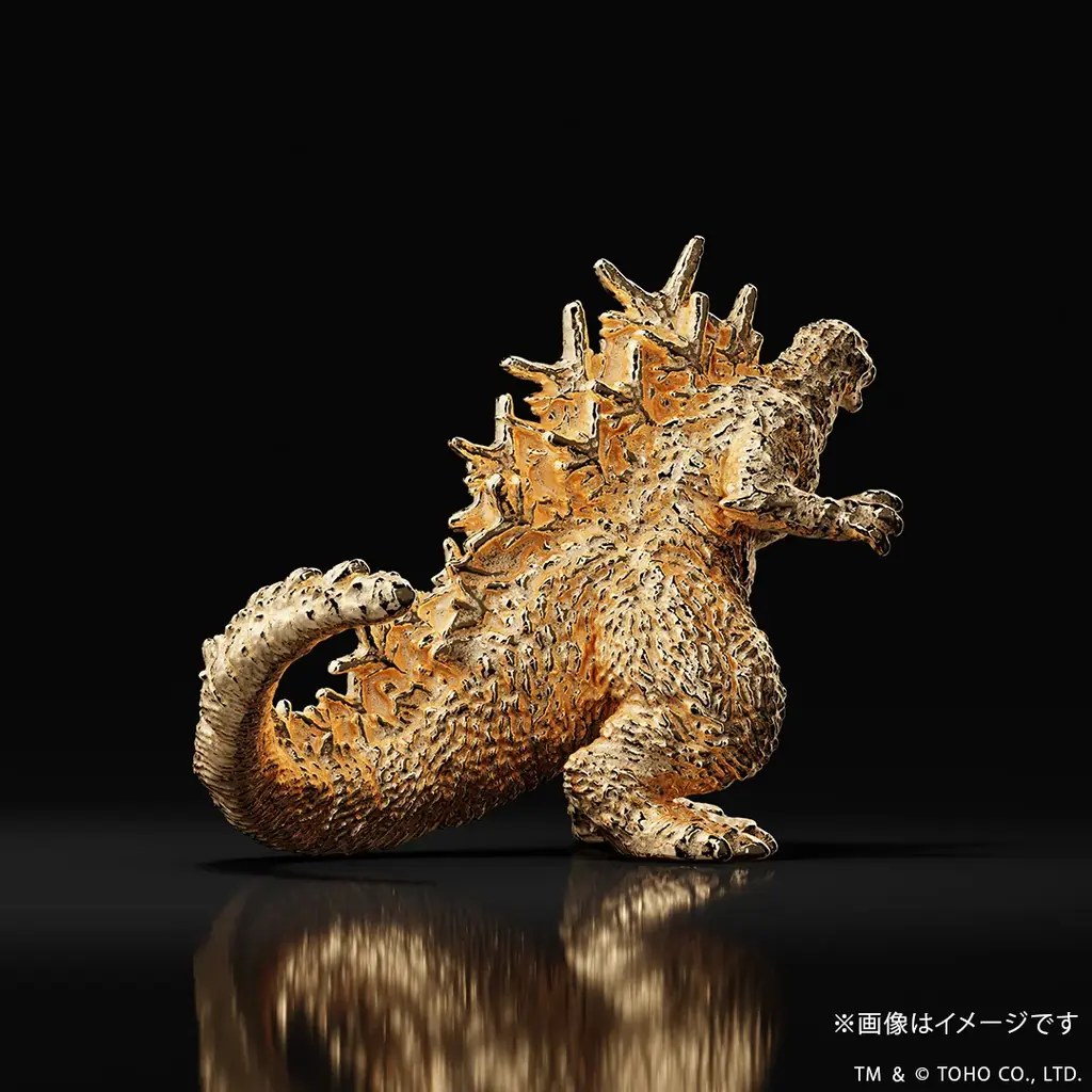 再び降臨――。『ゴジラ-1.0』18金製ミニフィギュア。前回、瞬く間に完売。新たなアクションポーズで登場！ 画像 6