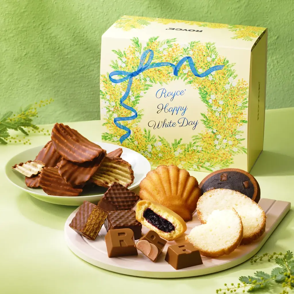 【ロイズ】LINEギフトにホワイトデー限定セットが登場！ミモザをデザインしたスリーブ付き。 画像 2