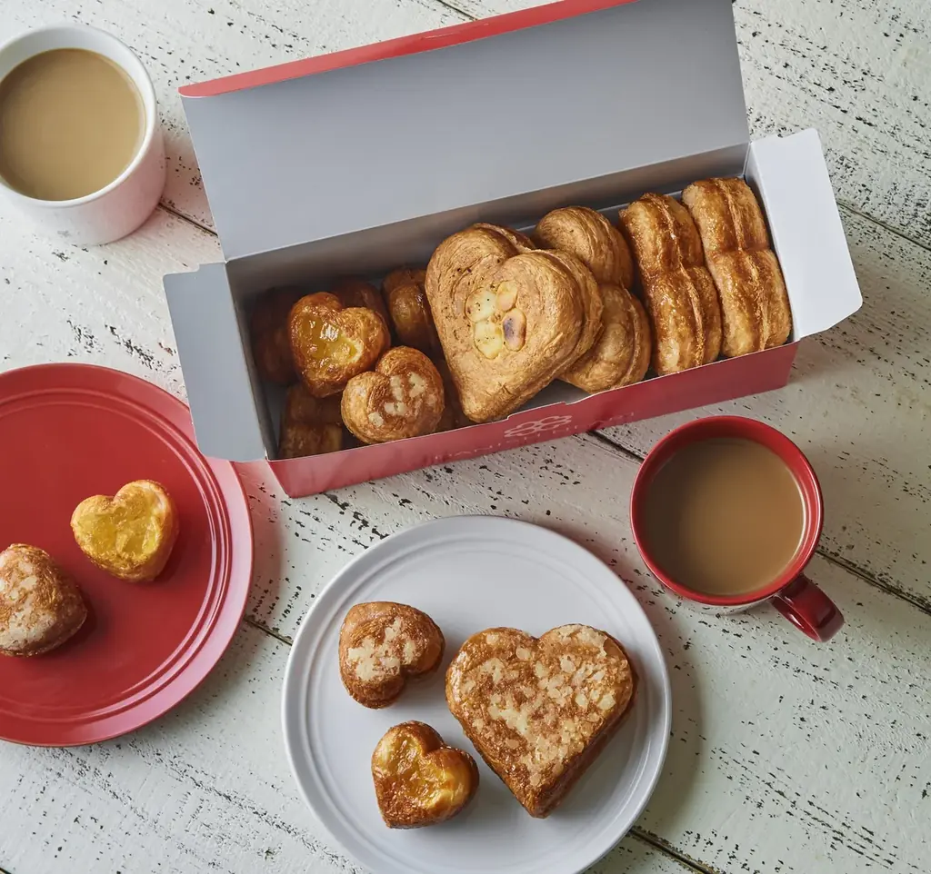 3月5日 アンデルセン福屋広島駅前店に「デニッシュハート」コーナーがオープン～広島市内初、焼きたてのハート型デニッシュをお届けします～ 画像 1