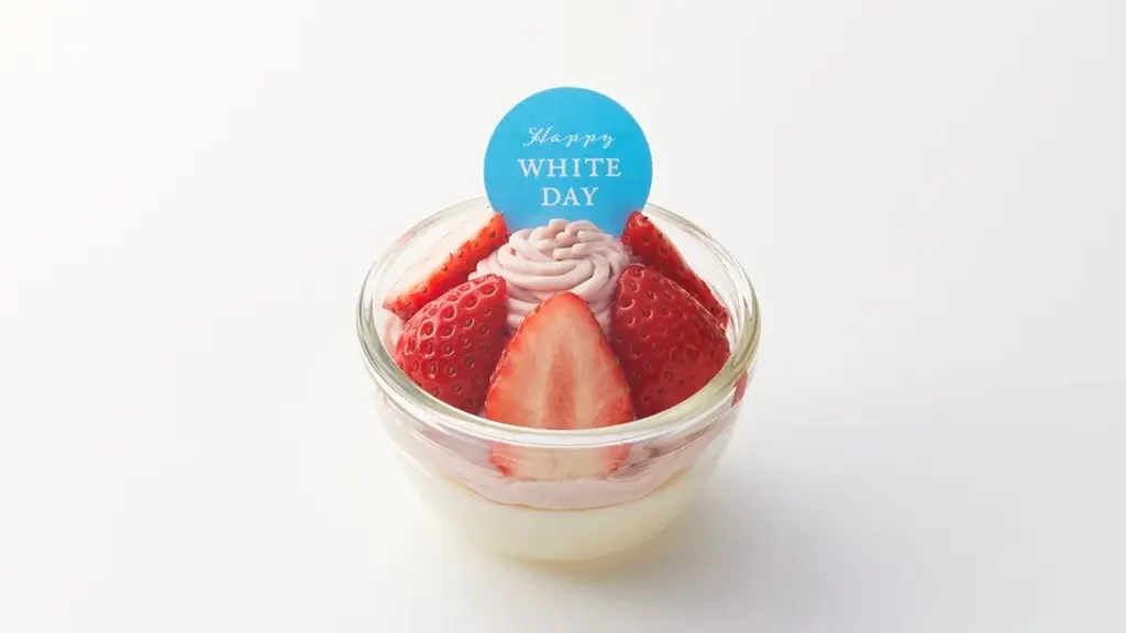 いちごで彩るホワイトデー限定スイーツを販売 画像 1