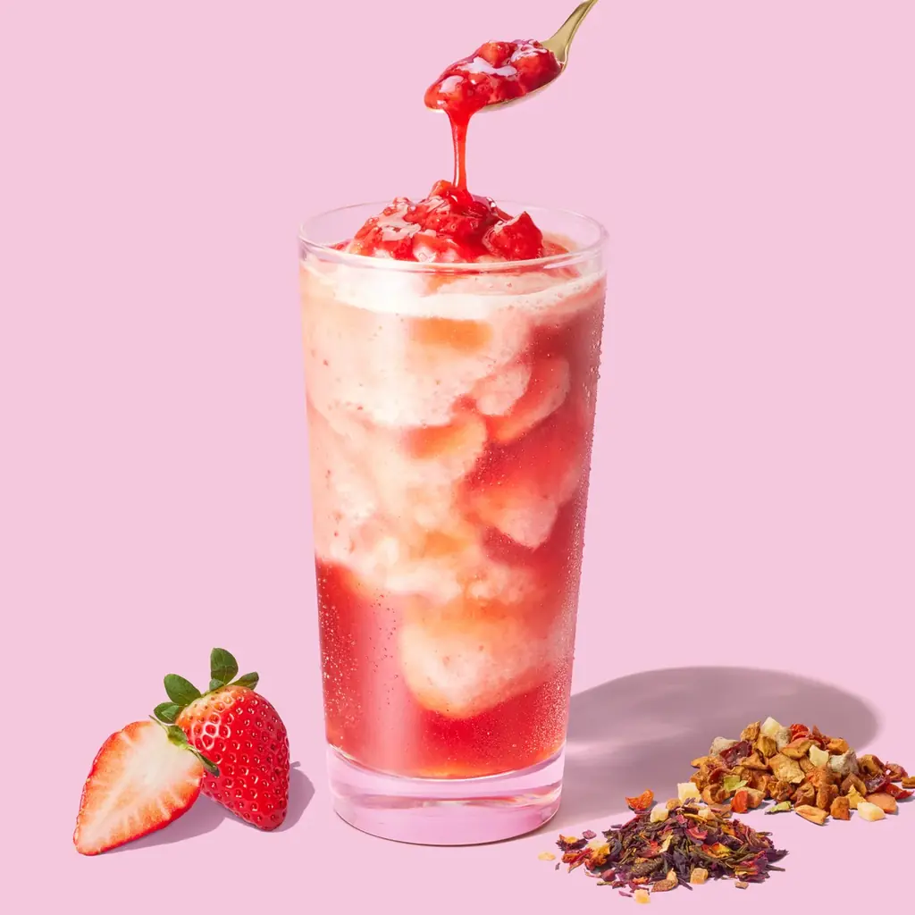 ティーを楽しむ「スターバックス ティー ＆ カフェ」春の新商品第二弾　『ストロベリー & ダブル ティー フローズン』が3月9日（月）登場 画像 4