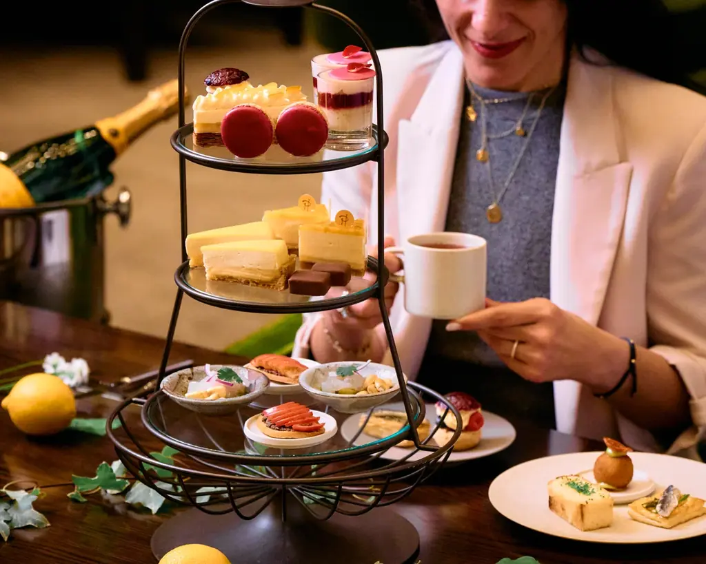 【ハイアット リージェンシー 東京】柑橘と花が香る、春から初夏の午後ピエール・エルメ・パリと共に贈る「シトラス ブロッサム アフタヌーンティー」 画像 3