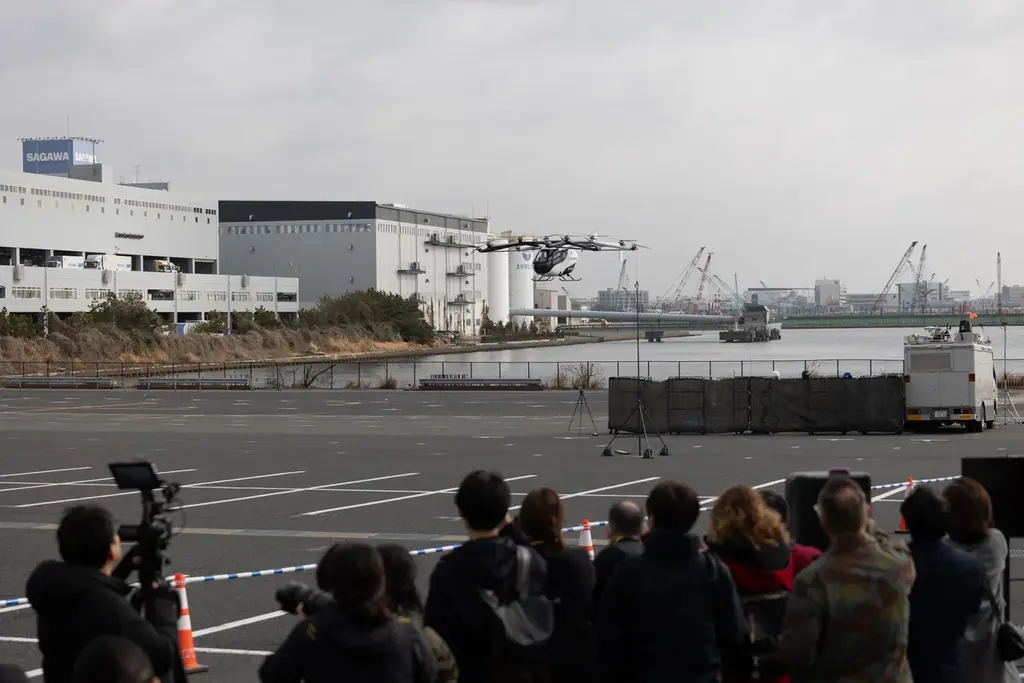 東京都「空飛ぶクルマを活用したサービスのビジネスモデル構築に関するプロジェクト」国内初の空飛ぶクルマの実運用を想定した飛行実証を実施 画像 3