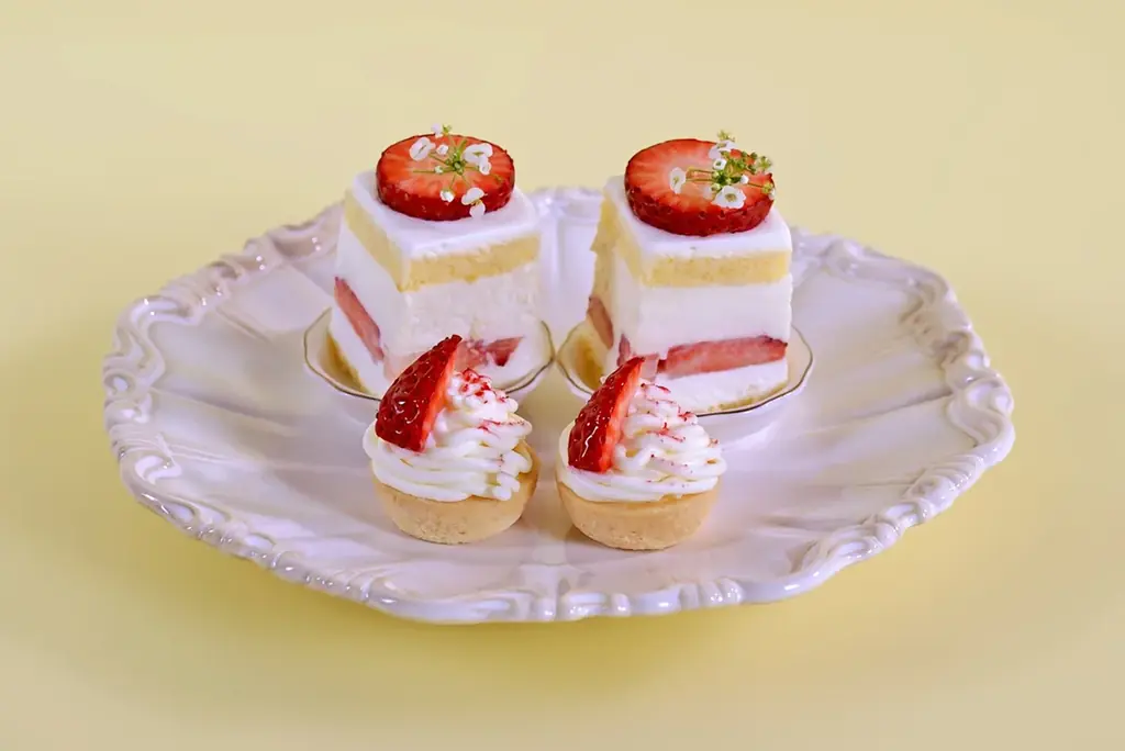 埼玉県産いちご「あまりん」アフタヌーンティー第二弾！やわらかな春の香りに包まれるアフタヌーンティー「あまりん・アン・フルール」を2026年3月19日（木）より開催【ロイヤルパインズホテル浦和】 画像 5