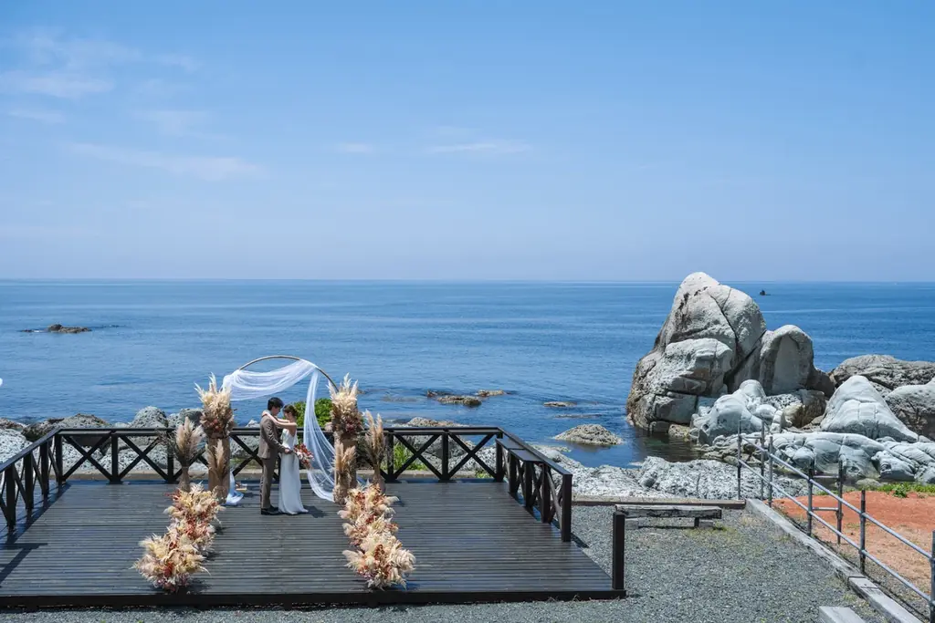 【福井県】日本海を目前に誓う“オーシャンビュー人前式” 画像 3