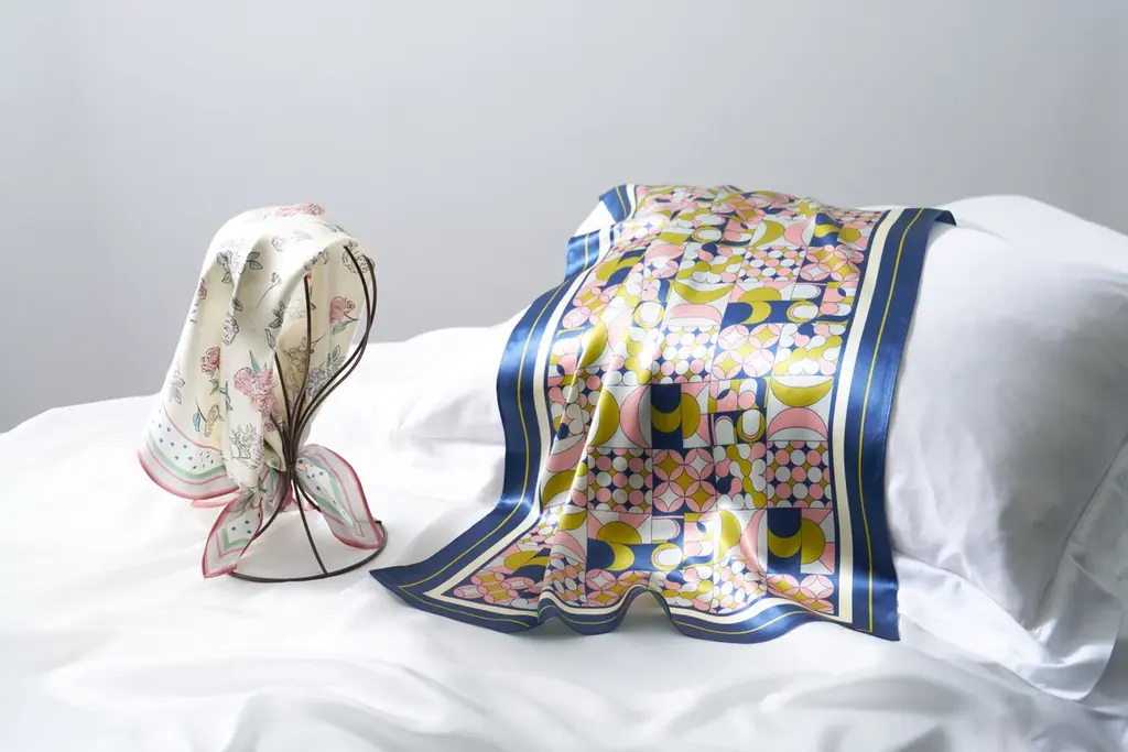 【春限定5,000セット ― 眠るたび、美しく。― 】限定シャンプーとシルク枕カバーをセットにした『スプリングボックス』発売 画像 2