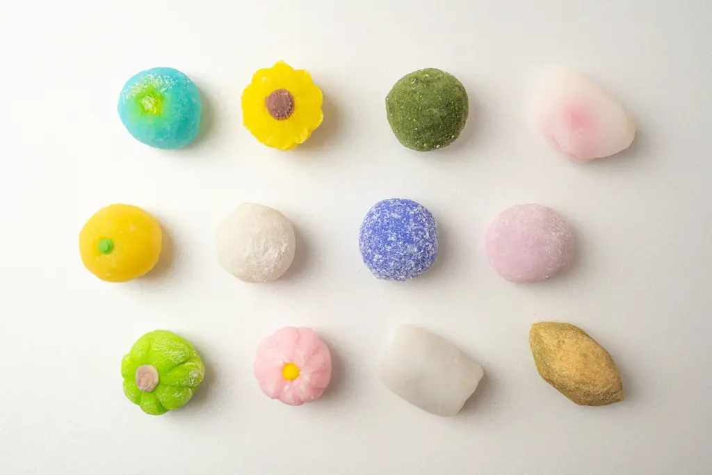 4/1発売 1607年老舗が作るおかゆ大福12種