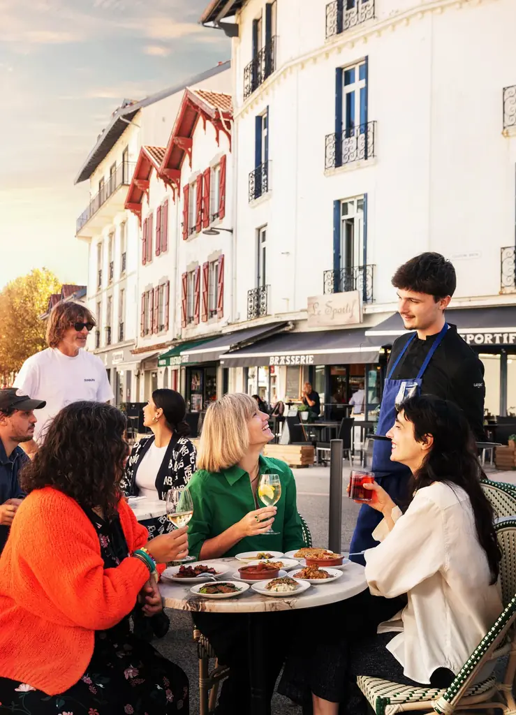 【阪急うめだ本店】「フランスフェア2026」独自の文化と美食に溢れ、バカンスを楽しむ人々で賑わうバスクを特集 画像 1