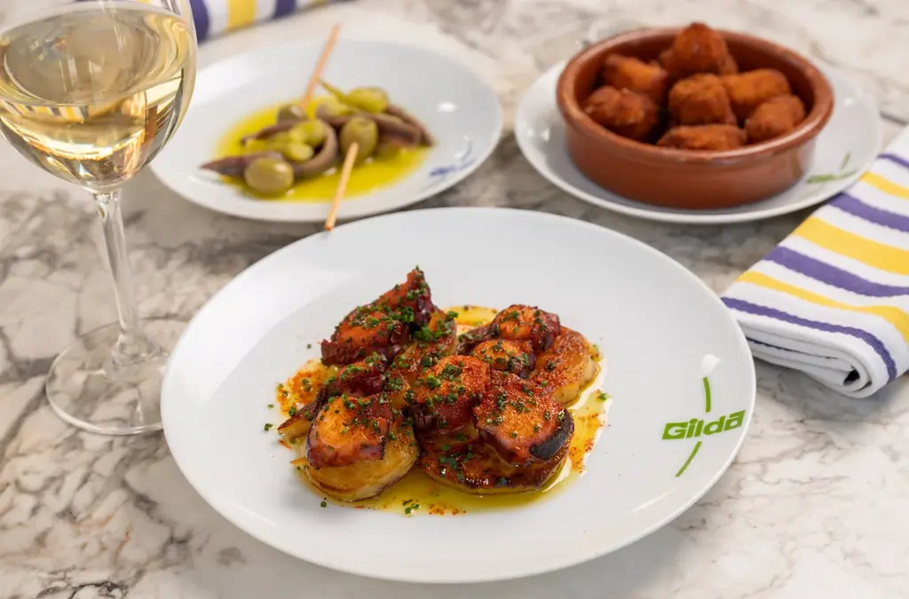 【阪急うめだ本店】「フランスフェア2026」独自の文化と美食に溢れ、バカンスを楽しむ人々で賑わうバスクを特集 画像 3