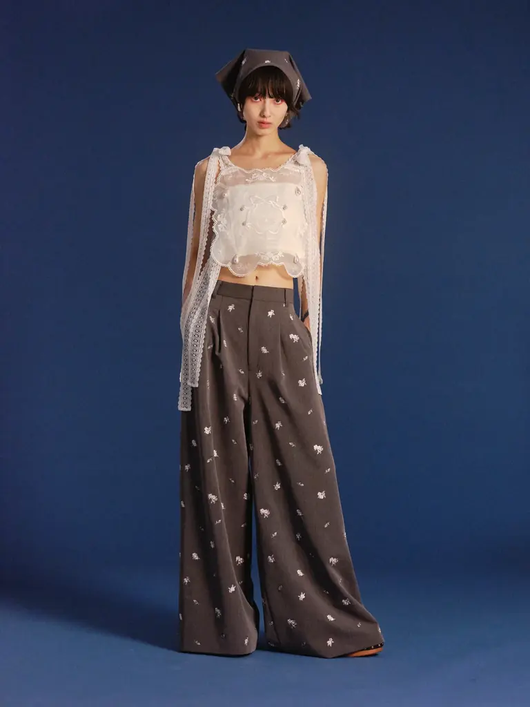 【LILY BROWN×KEITA MARUYAMA】「夜桜」をテーマに、優美でロマンティックな世界観を表現した新作コレクションを公開＜3月12日(木)全国発売＞ 画像 20