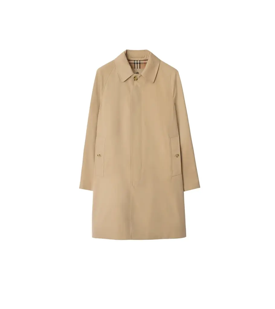 【BURBERRY】伊勢丹新宿店にて「Trench, Portraits of an Icon」ポップアップを開催 画像 8