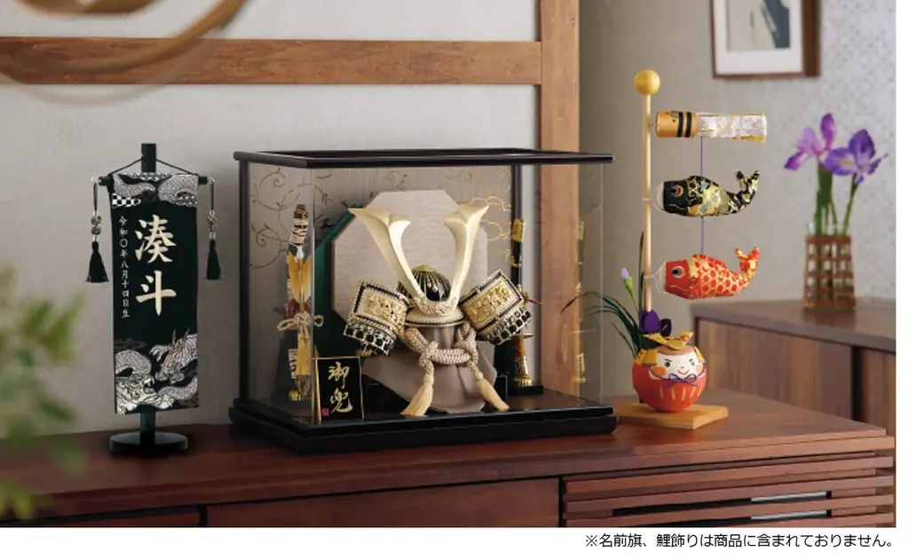 アカチャンホンポの五月人形はコンパクトなケース飾りから豪華な収納飾りまで充実のラインアップ～名前旗や鯉飾りも種類が豊富で選ぶ時からたのしい！～ 画像 6