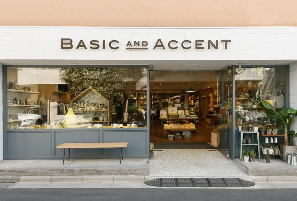 10周年を迎えた「BASIC AND ACCENT（ベーシックアンドアクセント」について事業責任者に、改めてブランドについてお話を聞きました。 画像 2