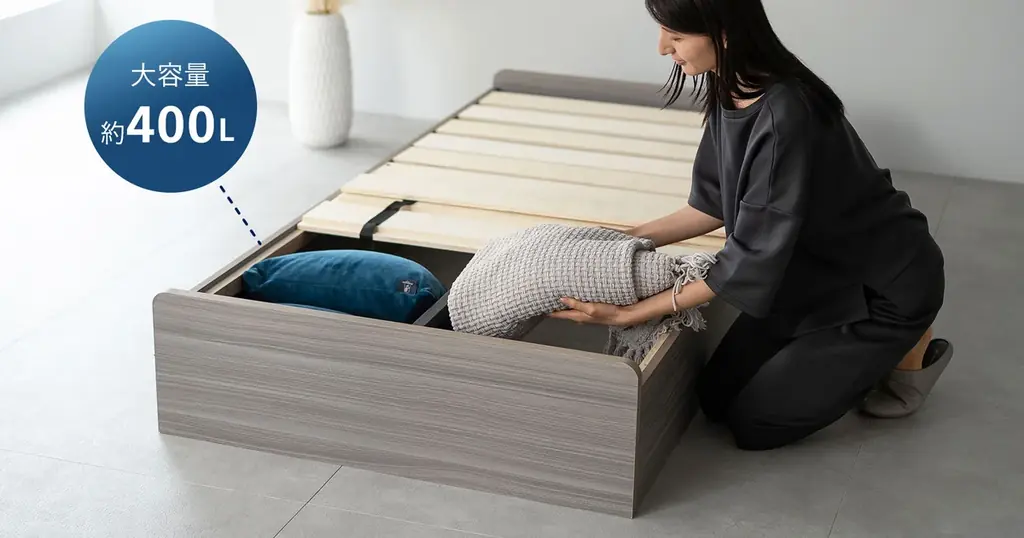“収納が足りない”をベッドで解決！クローゼット級の超大容量収納を備えたベッド『ネバコ -NABAKO-』が新登場！人気の三つ折りマットレスと相性抜群のベッドフレームで新生活の睡眠と収納をアップデート！ 画像 4