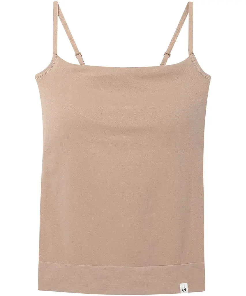 ライフスタイルブランド「ETRÉ TOKYO」とインナーからファッションを楽しむブランド「AMPHI」による初めてのコラボレーションが実現！ 画像 3