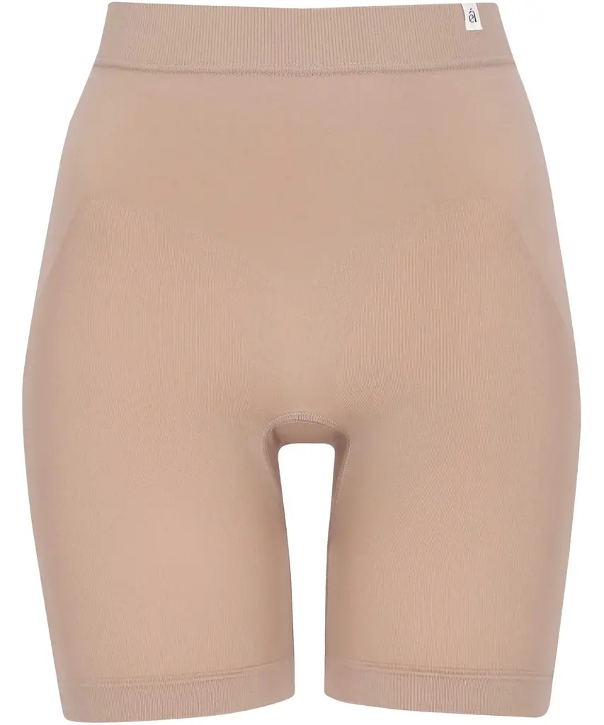 ライフスタイルブランド「ETRÉ TOKYO」とインナーからファッションを楽しむブランド「AMPHI」による初めてのコラボレーションが実現！ 画像 7