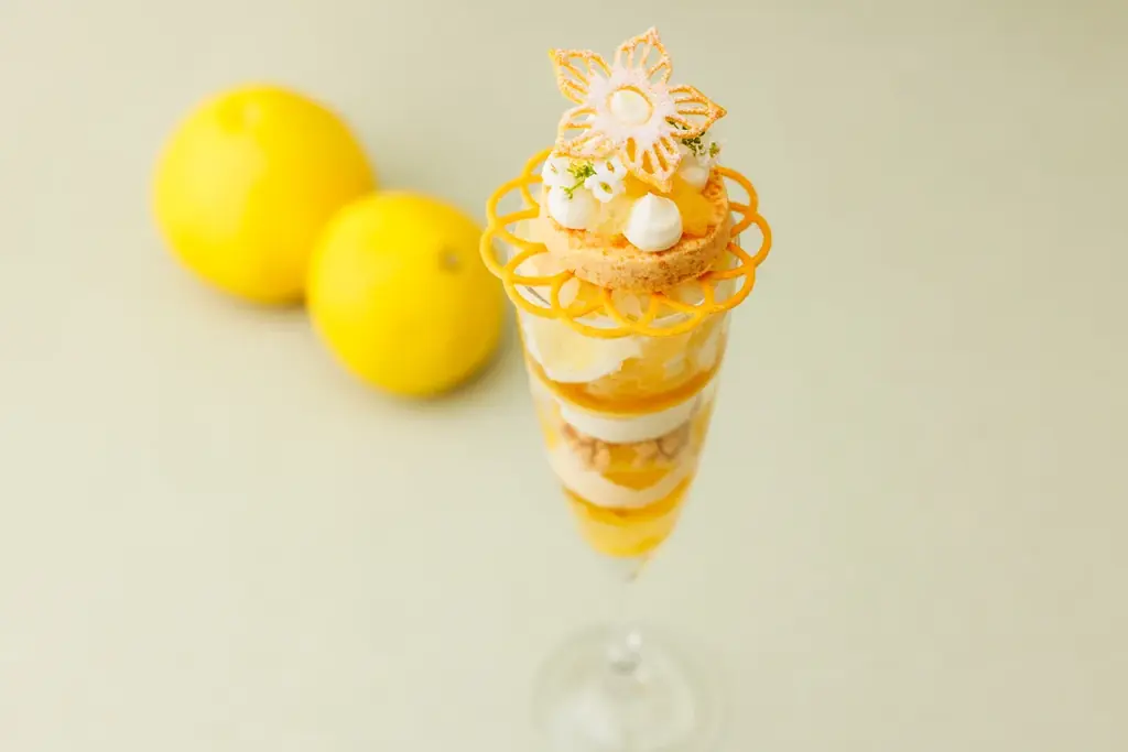 【ホテルメトロポリタン 丸の内】春の柑橘パフェランチの販売 画像 2