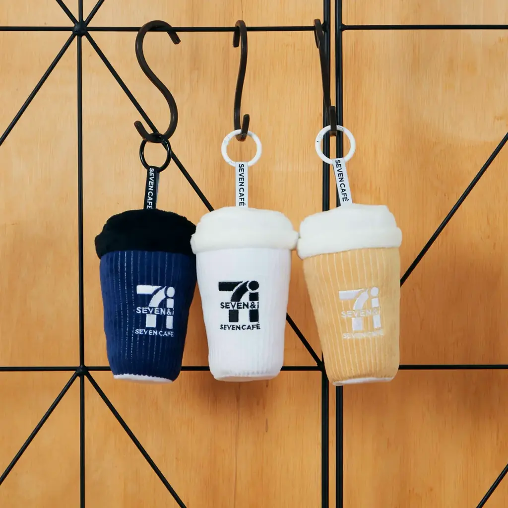 セブン‐イレブンが誇る人気商品が、デザインそのままBIGなグッズになって登場！Happyくじ『セブン‐イレブン』2026年3月13日(金)に発売予定！ 画像 9