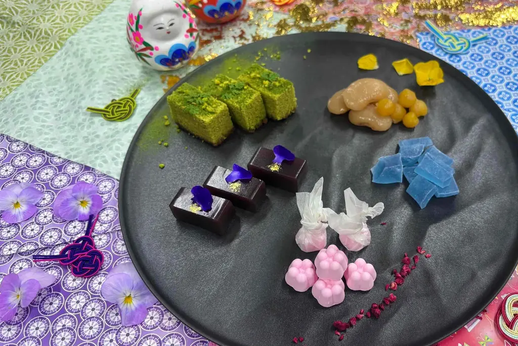 【ホテルインターゲート金沢】「加賀友禅と加賀五彩のアフタヌーンティー」開催のお知らせ　開催日時：2026年3月14日（土）15:00～19:00 画像 5