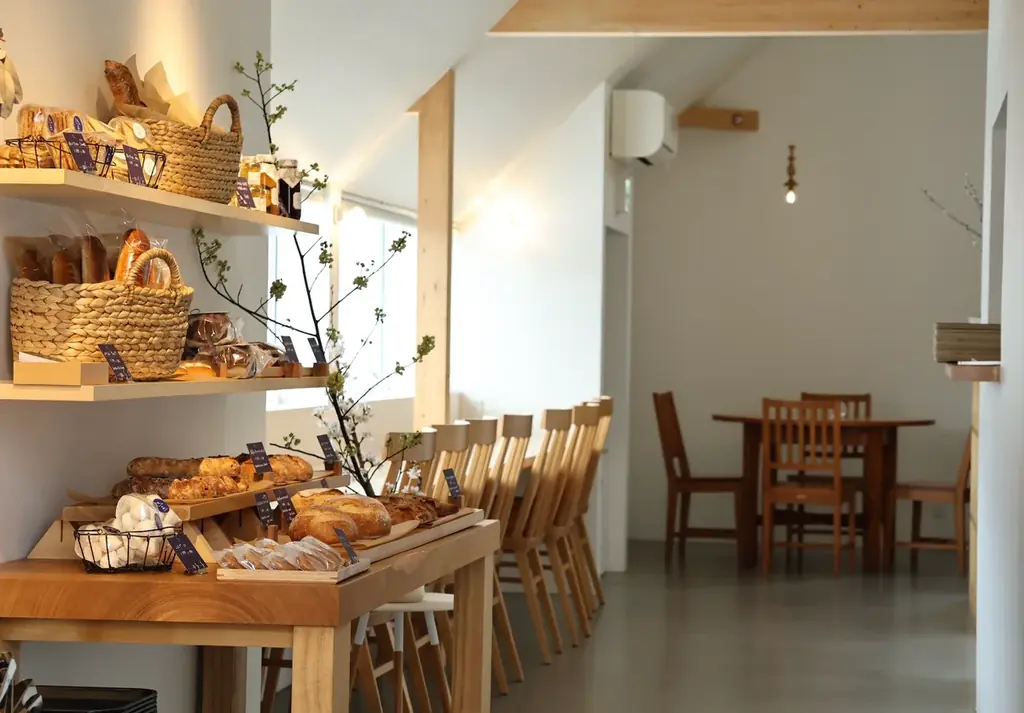 飲食新業態「坂と線路とバゲットと」、宿泊施設「FUNAMIZAKA STAY」をオープン 画像 2