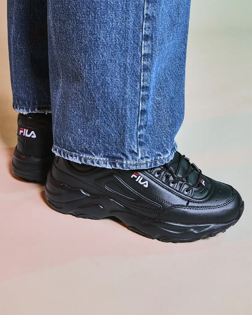 【ABCマート限定】FILA 人気モデル「Distracer」キャンペーン第二弾！本多大夢と浜川路己によるアイドルデュオ「ROIROM」起用カラフルにきらめく春の新ビジュアル・ムービー公開 画像 5