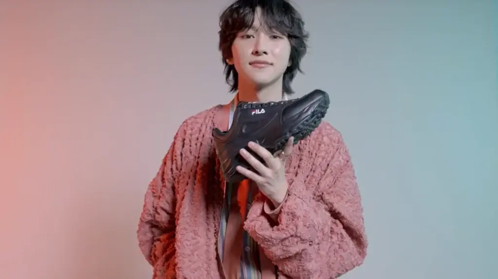 【ABCマート限定】FILA 人気モデル「Distracer」キャンペーン第二弾！本多大夢と浜川路己によるアイドルデュオ「ROIROM」起用カラフルにきらめく春の新ビジュアル・ムービー公開 画像 7