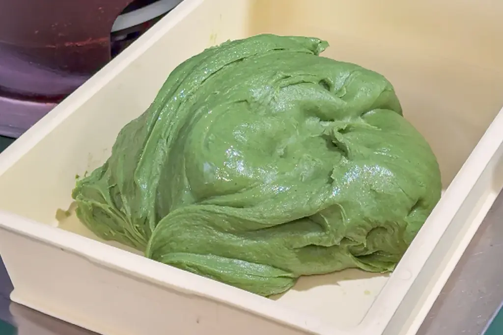 【春のお彼岸フェア】期間限定スイーツが集結！新作「桜ロール」と「よもぎ棒餅・ぼた餅・大きな苺大福」3/6登場！ 画像 11