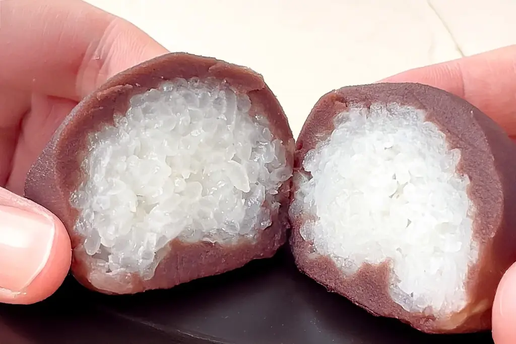 【春のお彼岸フェア】期間限定スイーツが集結！新作「桜ロール」と「よもぎ棒餅・ぼた餅・大きな苺大福」3/6登場！ 画像 13