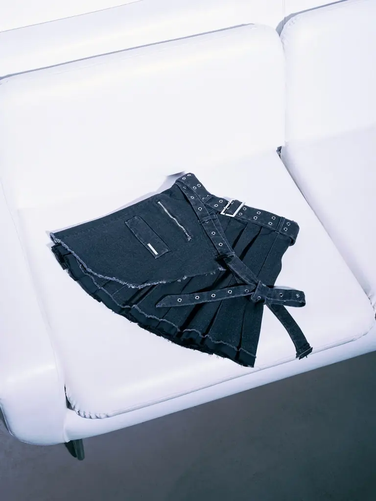 アパレルブランドHAREと人気漫画『NANA』が初のコラボレーション ２人のナナの相反する魅力を表現したアイテム全8型を3月12日発売 画像 4