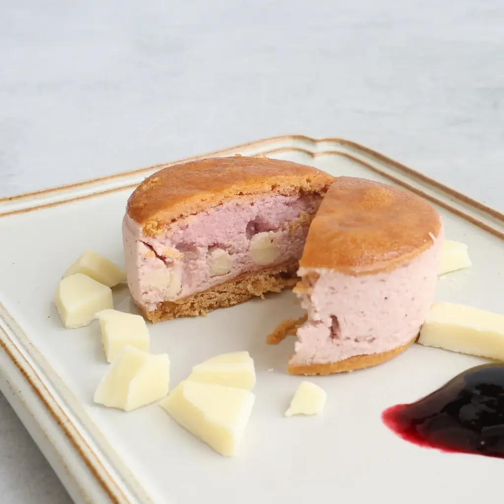 山﨑投手、田宮選手コラボの期間限定スイーツがエスコンフィールドに今年も登場！フェルム ラ・テール美瑛で一番人気のバターチーズサンド 画像 5