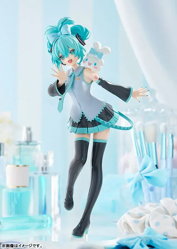 「POP UP PARADE 初音ミク シナモロールコラボVer. L size」フィギュアが登場。あみあみにて予約受付中。 画像 5
