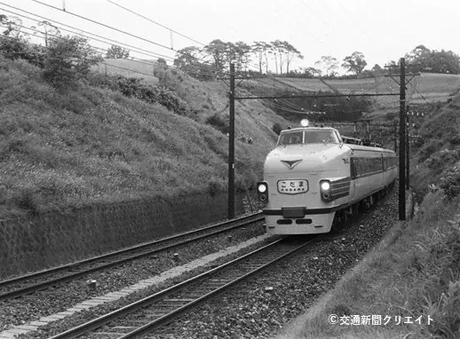 【3月13日（金）発売】携帯版『小型全国時刻表』を特別発行。　ＪＲ全線・全駅掲載の2026年版を刊行！ 画像 2