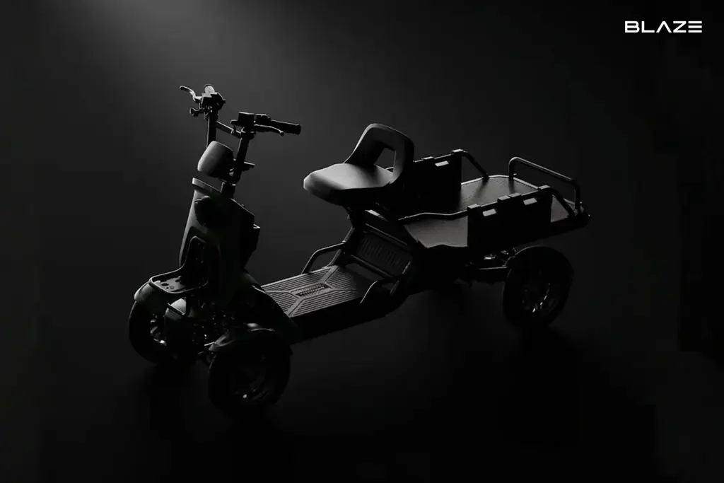 【新商品】今春、株式会社ブレイズは、車両区分「特定小型原動機付自転車」における当社初の4輪モデルを発売予定 画像 3