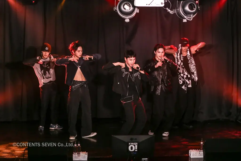 韓国ボーイズグループCMDMが3月10日発売の日本初オリジナル曲「Leash」を記者会見で披露！リリイベと単独公演も開催中！ 画像 3