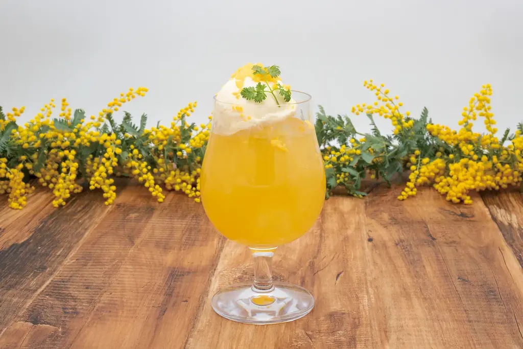 春限定『ミモザフレンチトースト』発売！クリームチーズカスタードとサクサククランブルをのせて 画像 4