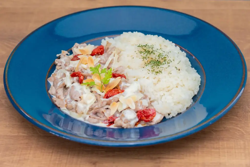 春限定『ミモザフレンチトースト』発売！クリームチーズカスタードとサクサククランブルをのせて 画像 8